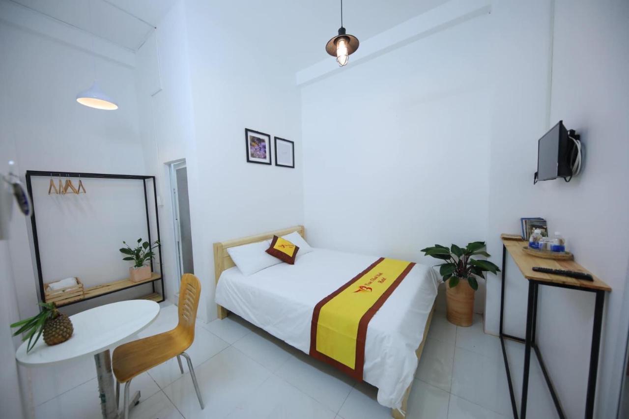 Hotel Van Thai Binh Trà Vinh Esterno foto